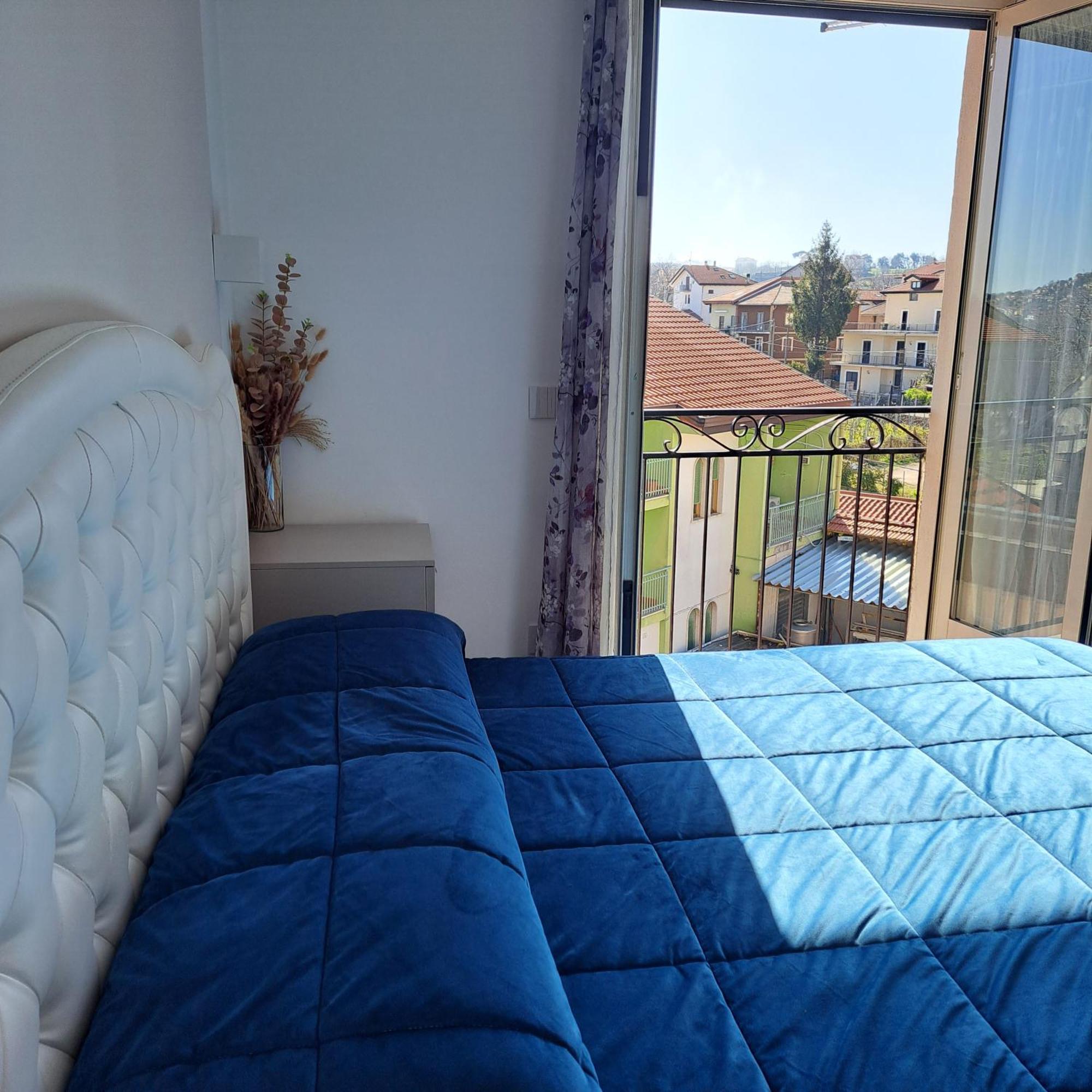 Casa Marilyn Apartment อาเจโรลา ภายนอก รูปภาพ