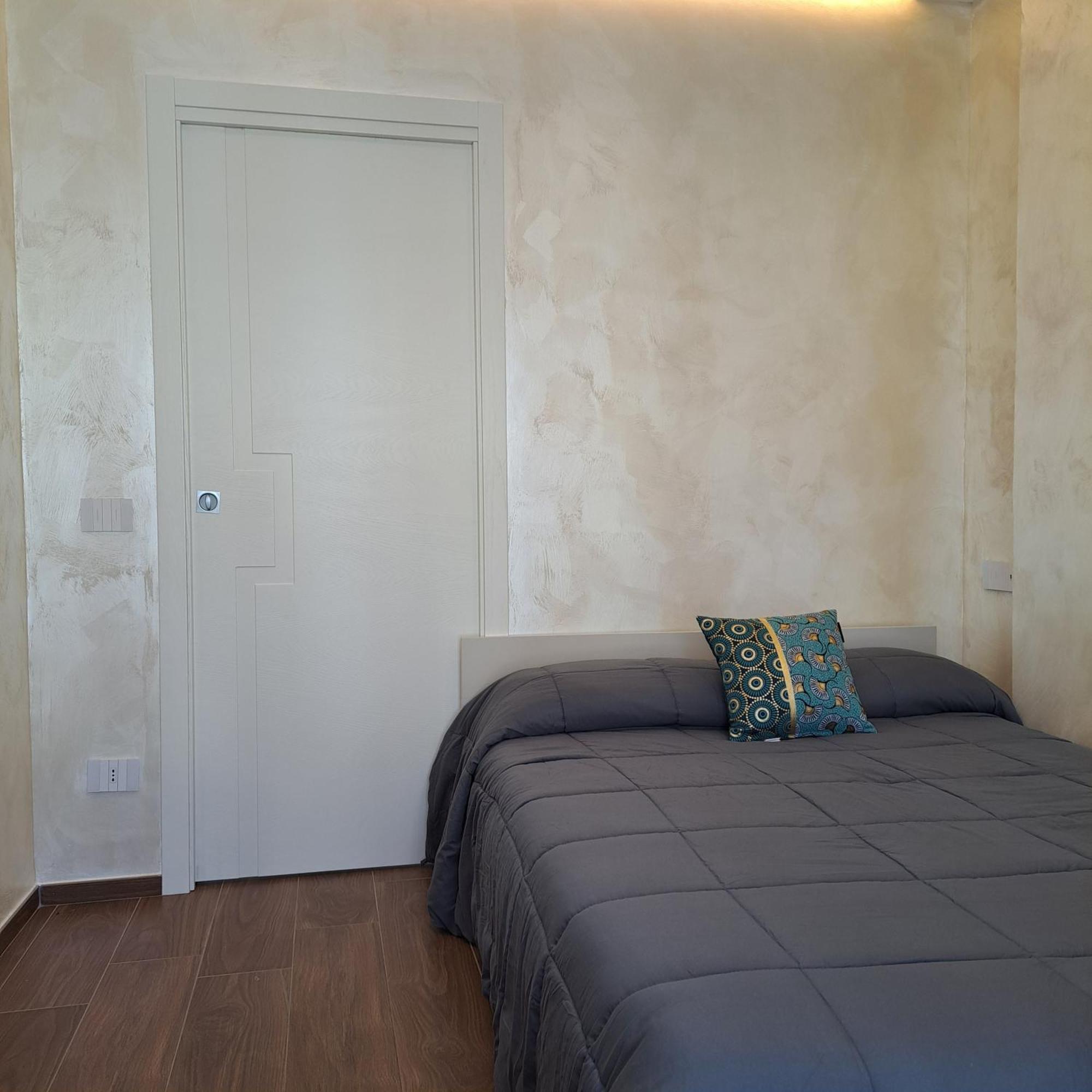 Casa Marilyn Apartment อาเจโรลา ภายนอก รูปภาพ