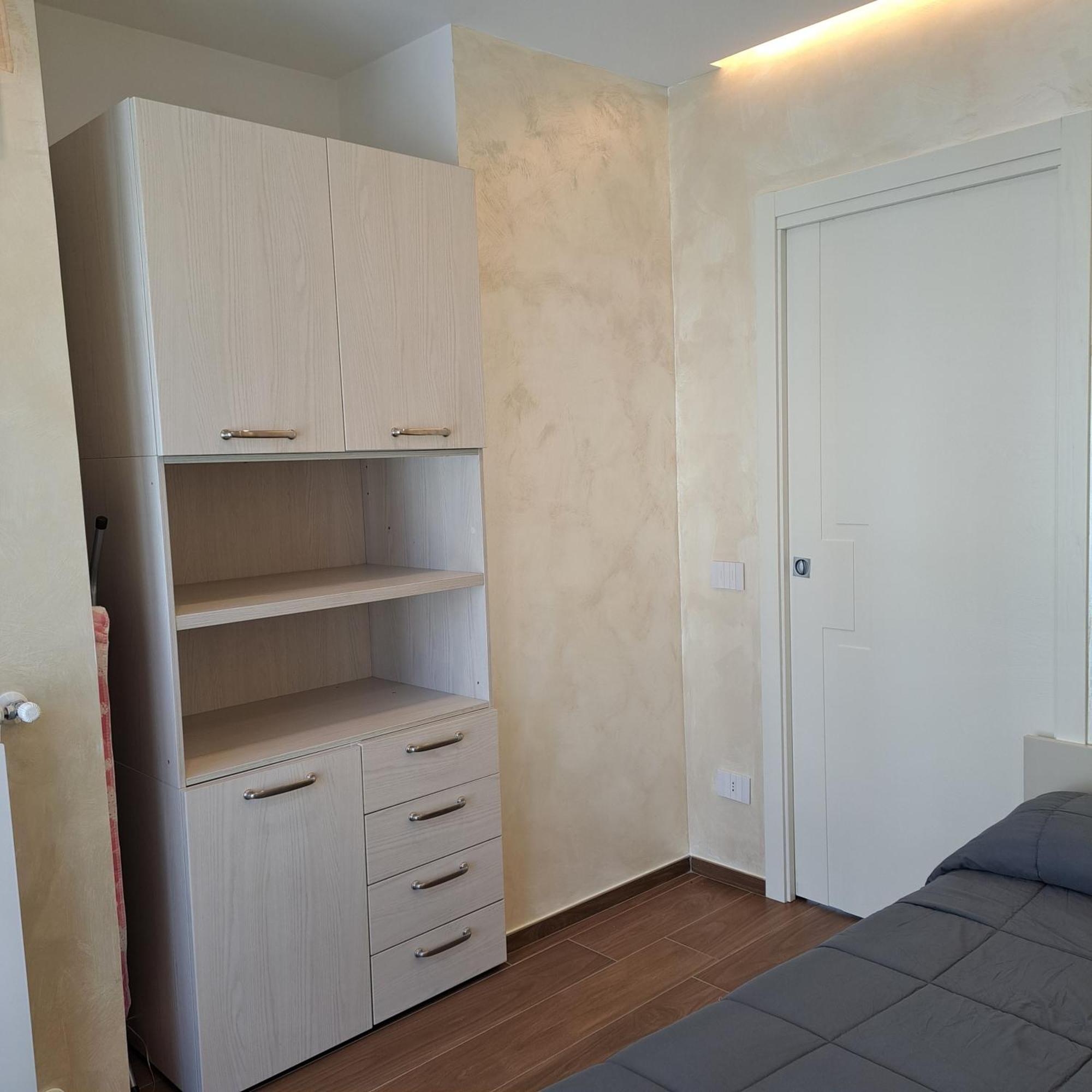 Casa Marilyn Apartment อาเจโรลา ภายนอก รูปภาพ
