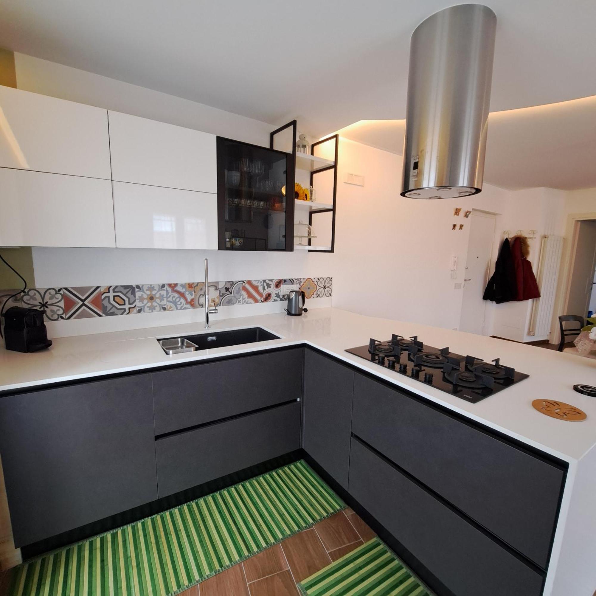 Casa Marilyn Apartment อาเจโรลา ภายนอก รูปภาพ