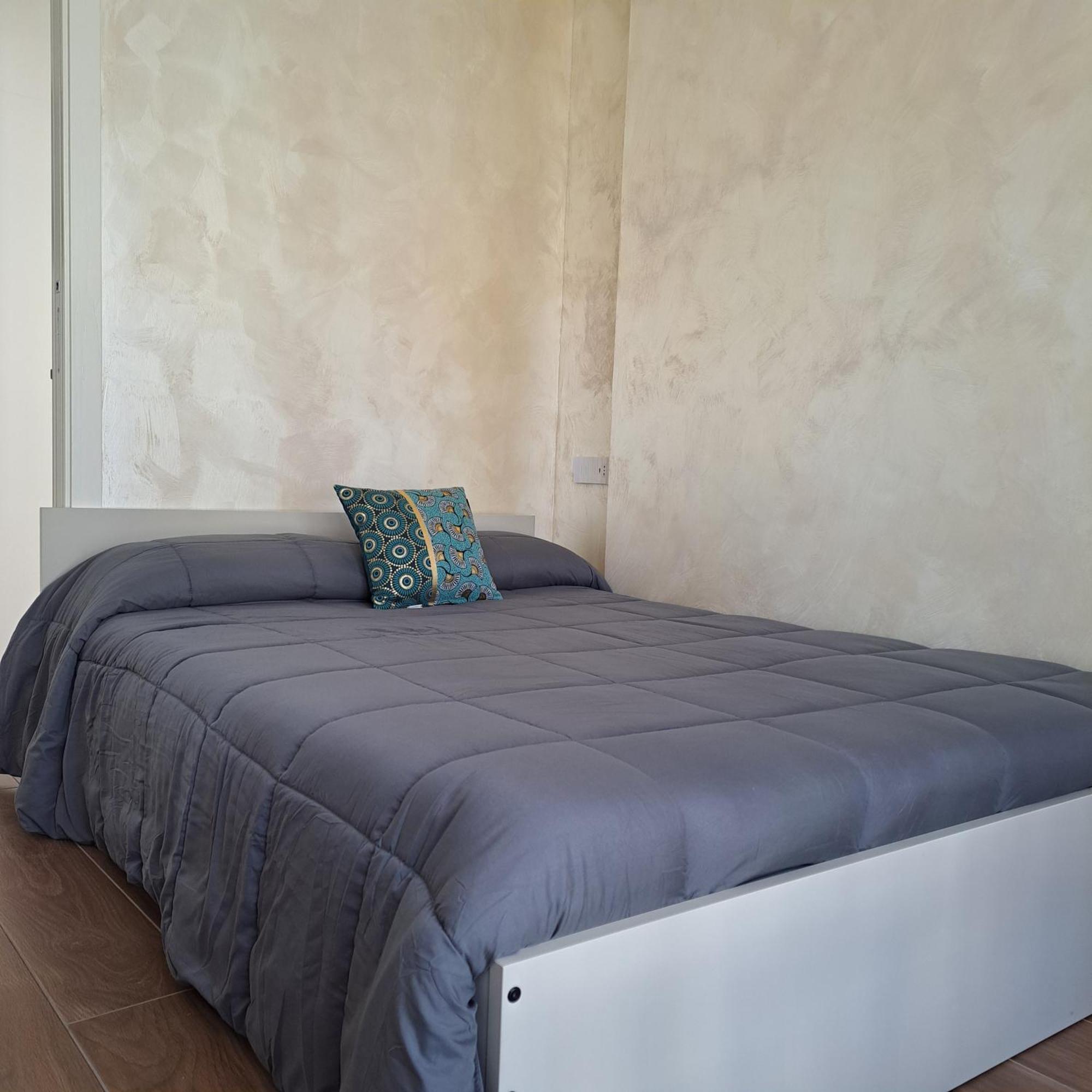 Casa Marilyn Apartment อาเจโรลา ภายนอก รูปภาพ