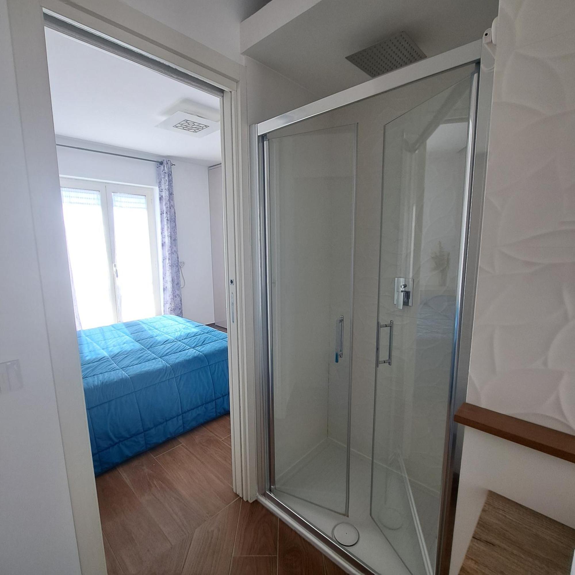 Casa Marilyn Apartment อาเจโรลา ภายนอก รูปภาพ